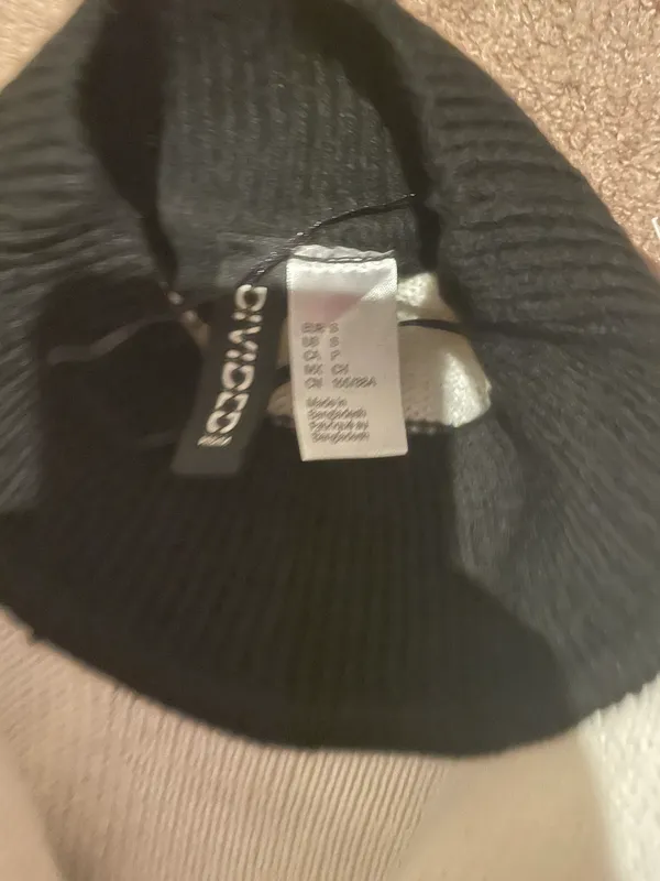 H&M H And M Sweater - Image 2