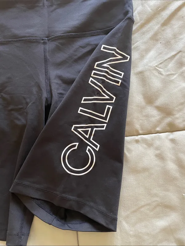 Calvin Klein Black High-Waist Active Bike Shorts with Side Pocket - Image 2