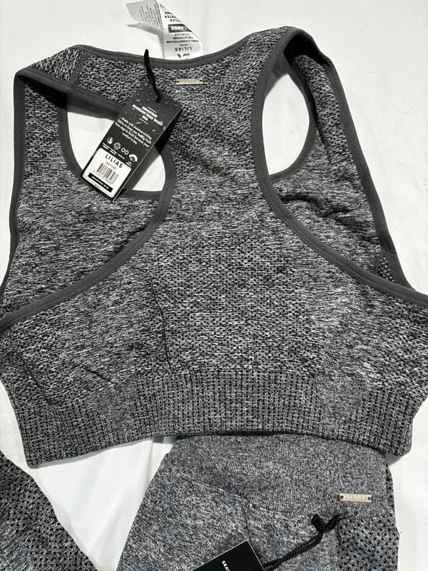 Lilias Active Signature Seamless High Waist Sports Bra and Scrunch Legging Set - Image 7