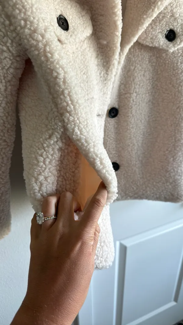 Von Maur Furry jacket - Image 2