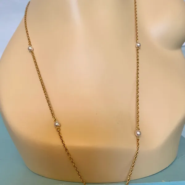 Vintage gold Avon necklace with pearls! Never worn, beautiful necklace! - Image 4