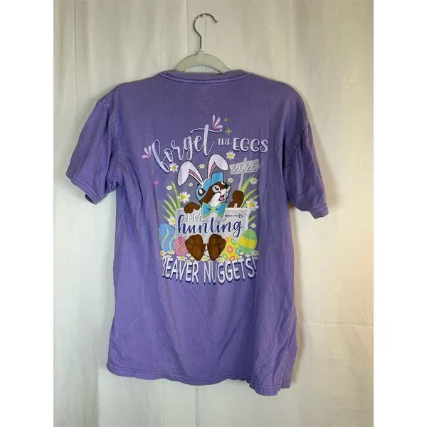 Buc-ee's T-Shirt Mens Size M Purple Easter Bunny Beaver Graphic Crewneck - Image 7