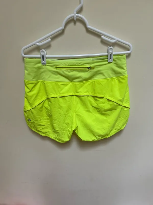 Lululemon Speed Up Mid-Rise Short 4" - Image 2
