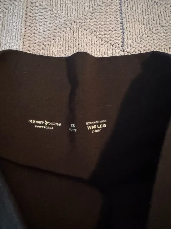 Old Navy Wide-Leg Pants - Image 2