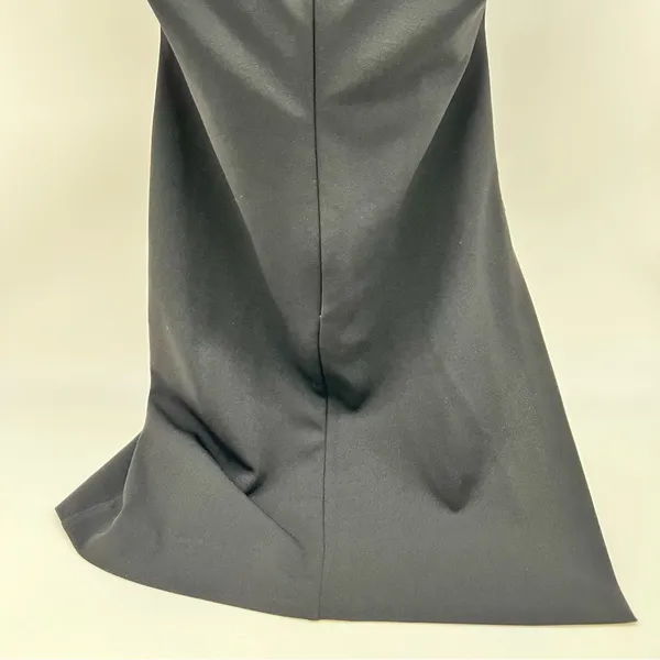 Gianni Bini Black and Cream Asymmetrical Dress - Image 6