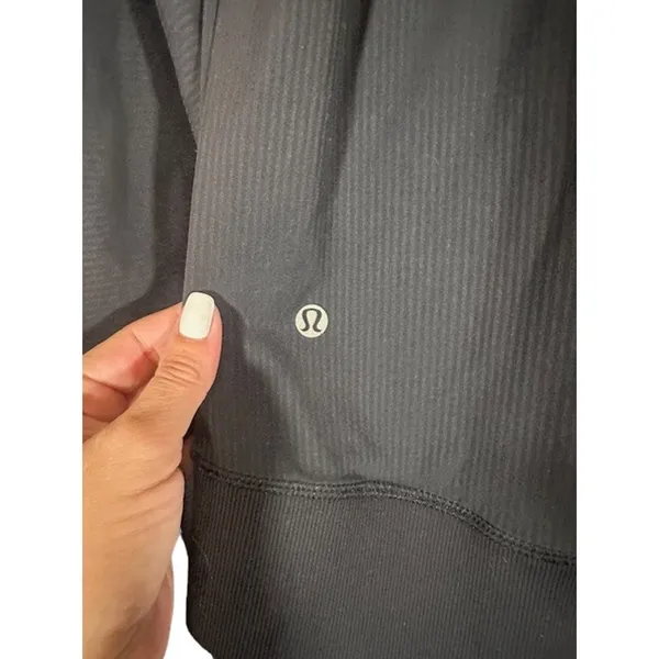 Lululemon Black Hooded Full Zip Athletic Running Jacket Women Sz 8 - Image 6