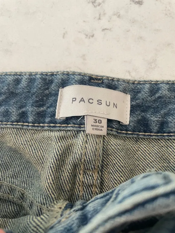 New With Tag Pacsun "Evalina" Raw Hem Denim Mini Skirt Size 30! - Image 4