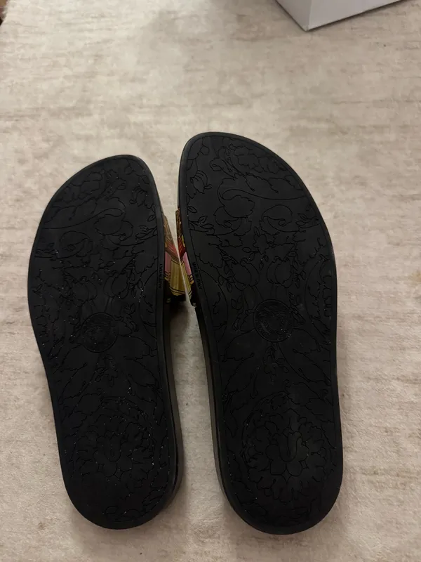 Medusa head slides Multiple Size 9 - Image 3
