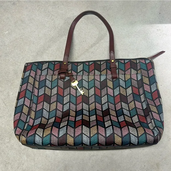 Fossil Women's Rachel Large Tote Bag Multicolor Chevron Zipper Top - Image 4