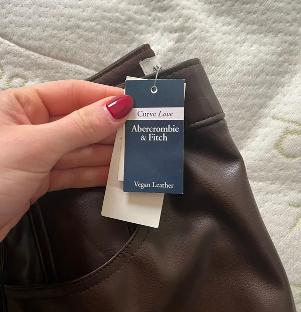 Abercrombie Curve Love Vegan Leather Pants - Image 3