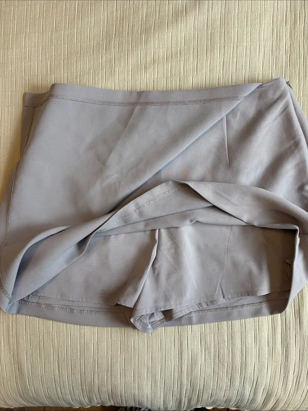 Abercrombie Light Gray Mini Skort - Image 8