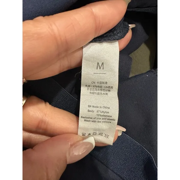 Unbranded Women's Navy Built In Unpadded Bra Stretch Crop Tank Top M - Image 5