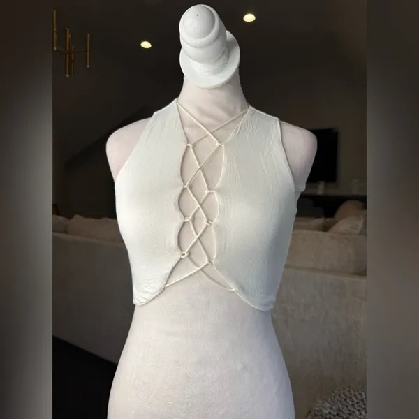 Tiger Mist White Sleeveless Crop Top with Cut Out - Image 2