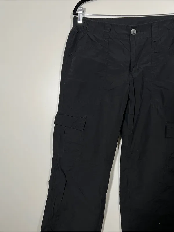 Old Navy Wide Leg Mid Rise Cargo Pants Size S Baggy Black Pants - Image 5