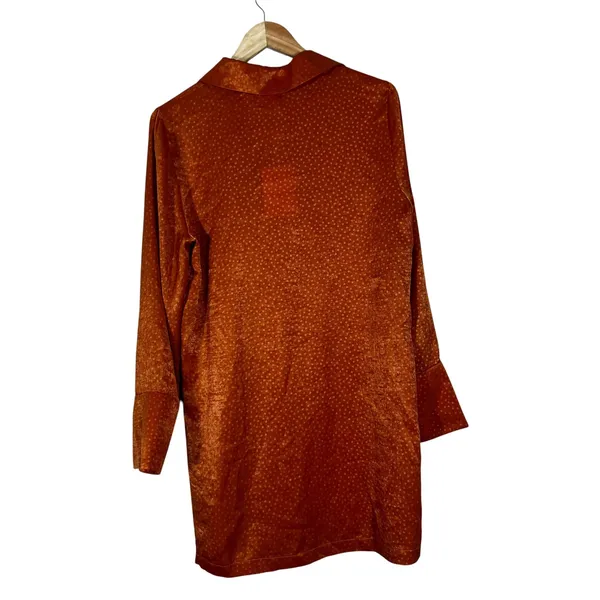 NWT WAYF Polka Dot Jacquard Mini Shift Dress Orange Boho Satin Split Cuff Size S - Image 5