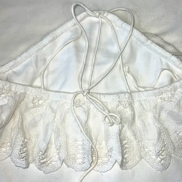 Anthropologie halter top ruffled Color: White size M NWT - Image 9