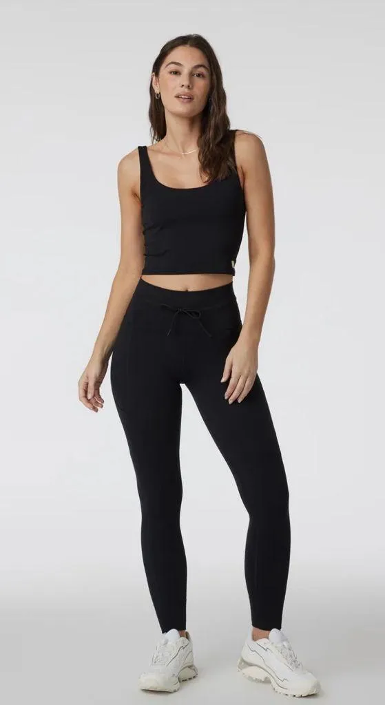 NWT Vuori Daily Crop Size XL - Image 2