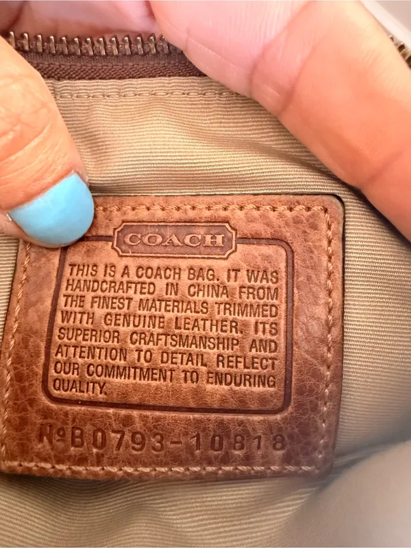 Coach Vintage Y2K Patchwork Bag Tan Crossbody‎ Swingpack - Image 7