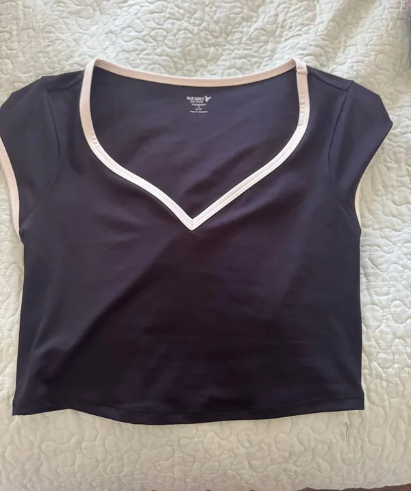 Old Navy Active Top - Image 2