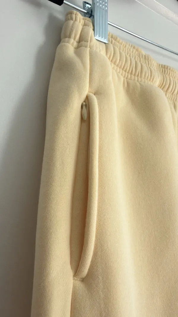 Comfrt Small Basic Wide Leg Sweatpants - Image 7