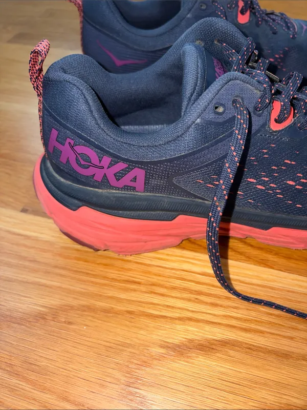 Hoka Women's Navy and Coral Athletic Running Shoes - Image 2
