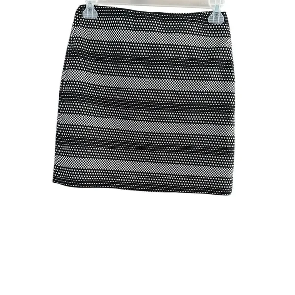 Loft Black and White Pencil Skirt Size 4 - Image 2