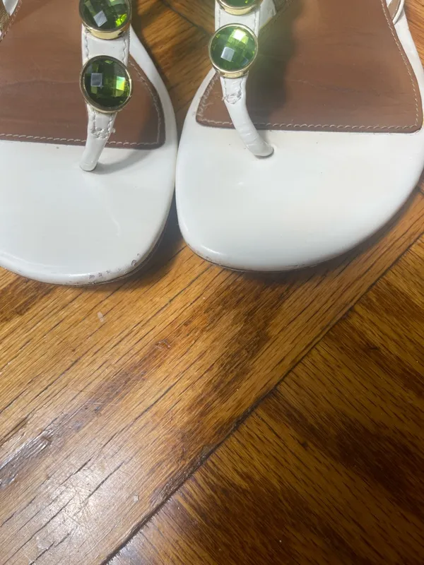 Tory Burch White T-Strap Sandals with Green Gemstones - Image 4