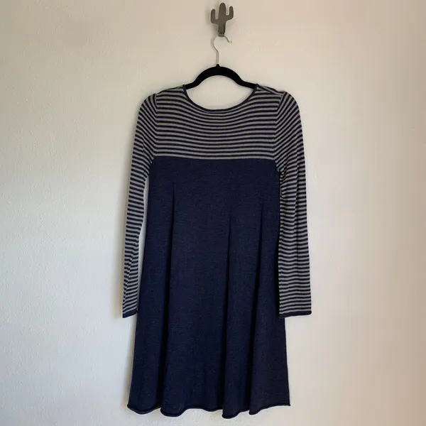 5/$25 NWT Artisan NY Navy Striped‎ Knit Dress - Image 2
