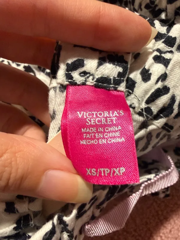 Victoria’s Secret Pajamas Y2K Vintage Long Sleeve and Long Pants Set - Image 3
