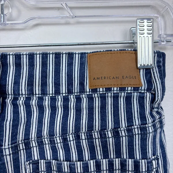 American Eagle Outfitters Womens High‎ Waisted Striped Denim Shorts Size 0 - Image 4