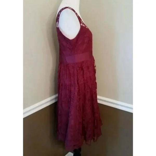 Burgundy Lace Dress Pleated Skirt Sleeveless Midi Cocktail Party BB Dakota Sz 2 - Image 4