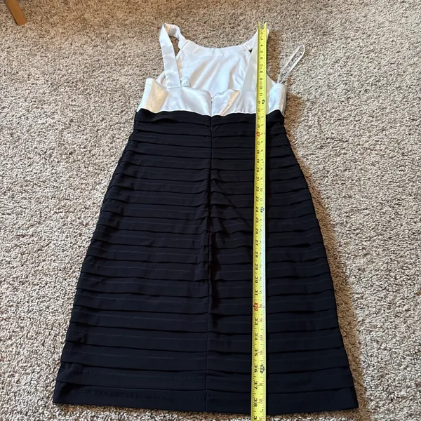 Xscape Cocktail Dress W White Satin Halter And Black Pencil Bottom Size 10 - Image 8