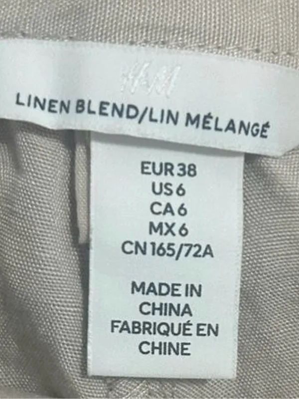 H&M linen blend shorts in size 6 - Image 2