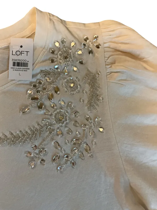 LOFT Beaded Floral Embellished Puff Sleeve Tee - NWT - Large - Image 2