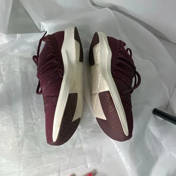 Puma size 8.5 Prowl Alt 2 LX women’s sneaker burgundy - Image 4