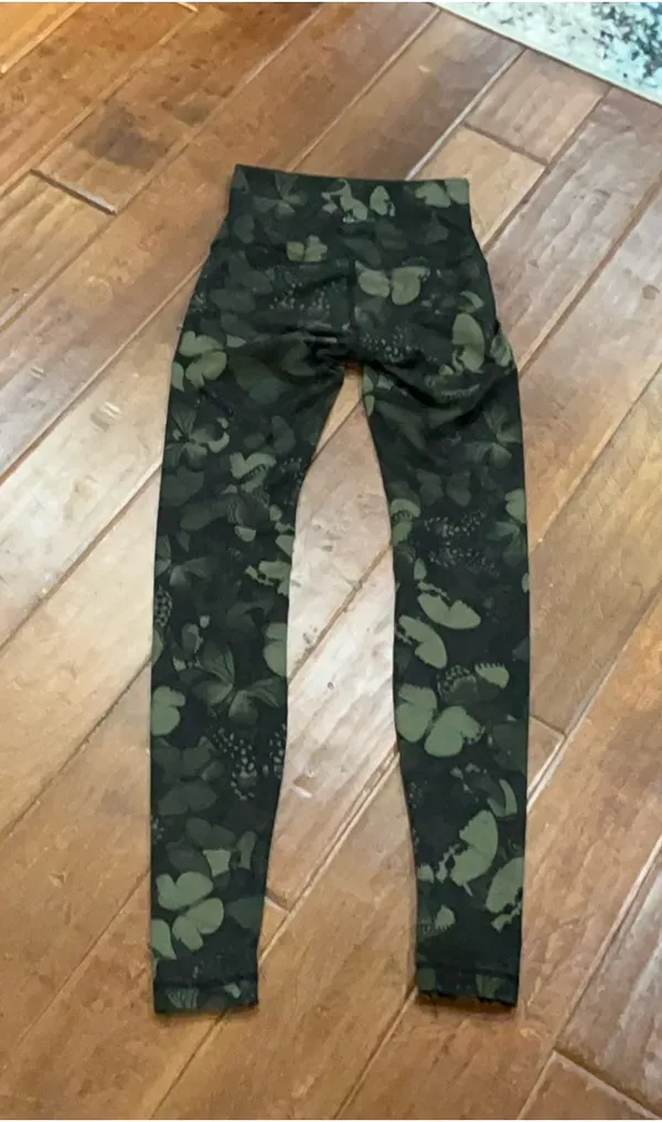 Lululemon Limited Edition Leggings - Image 3
