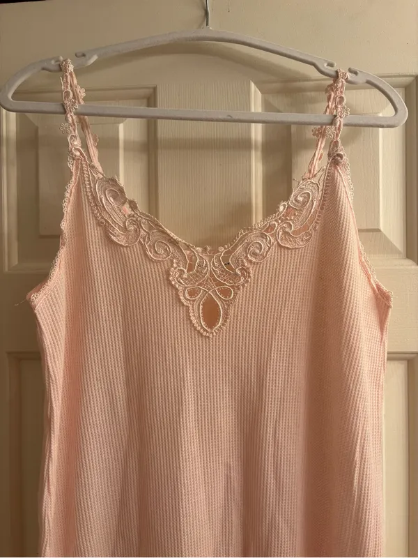 Victoria's Secret Pale Pink Lace-Trim Waffle Slip - Image 2