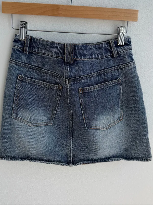 Le Lis Collection Denim Mini Skirt XS Blue Wash Cotton Y2K Casual - Image 7