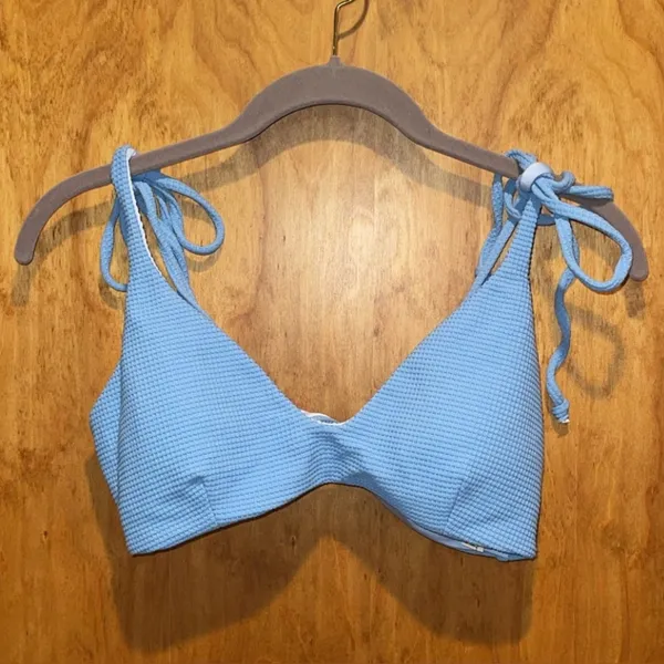 Dippin’ Daisy’s Zuma Bikini Top - Image 2