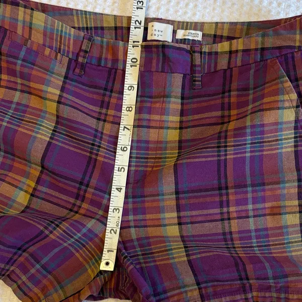 a new day Size 10 Purple Tan Plaid Women's Shorts - Image 12