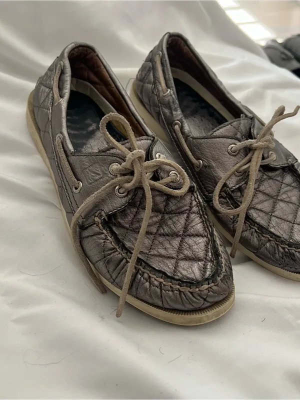 Sperry Metallic Quilted Leather Boat Shoes Size 9 - Image 7