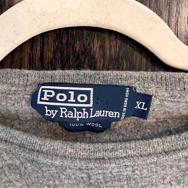 Vintage 1990s Ralph Lauren Gray Wool Sweater - Image 2