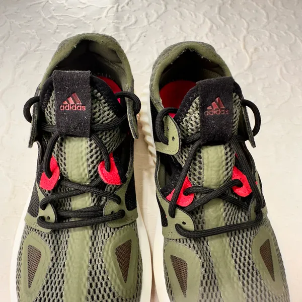 Adidas Snickers Size 6.5 Women's Running Shoes Run Lux Clima Army Green Comfy - Image 2