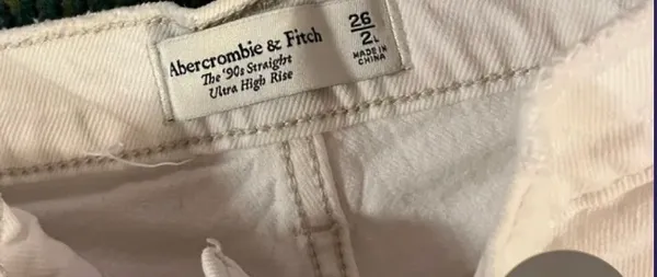 Abercrombie High-Rise 90s Straight Jeans - Image 6