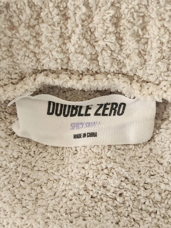 Double Zero Cream Fuzzy Cropped Sweater Size Small - Image 8