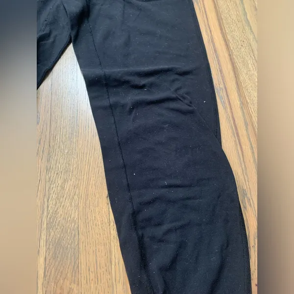 Lululemon black 4 pants - Image 3