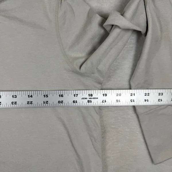 Vuori Halo Essential Hoodie VW226 Light Heather Gray XS Womens Pullover Active - Image 4