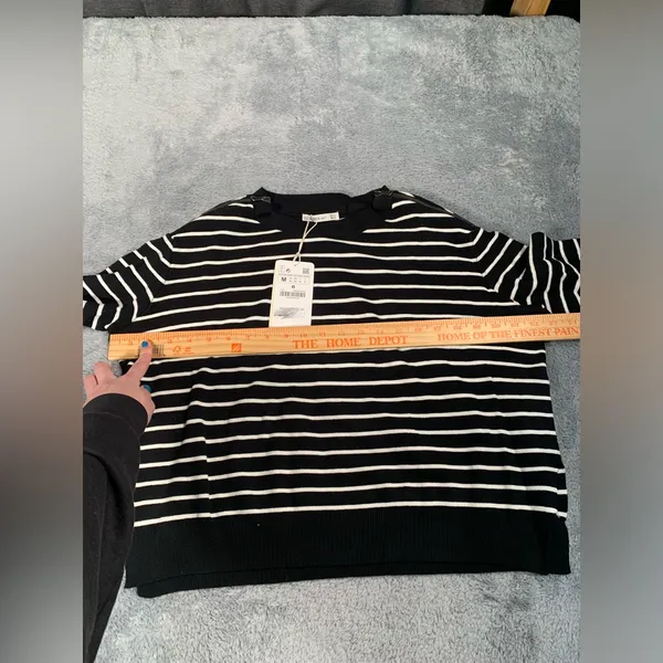 NWT Zara knit Black and White Striped Sweater medium - Image 5