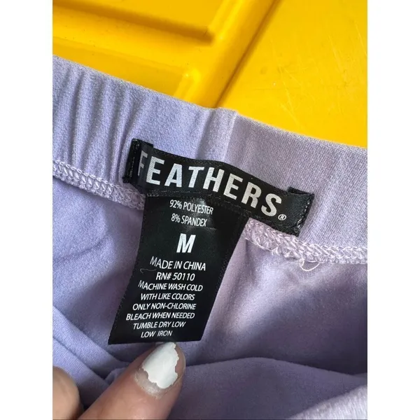 Feathers Biker Shorts Women’s Medium Purple Athletic Stretch Workout Shorts - Image 3