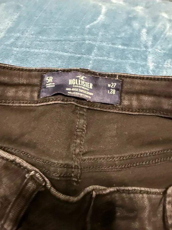 Hollister Black Mid-Rise Super Skinny Jeans - Image 3